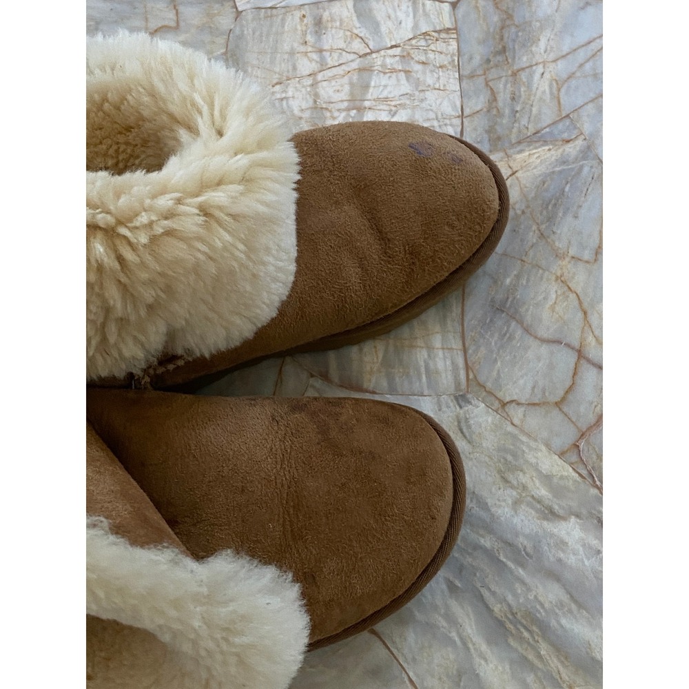 UGG Australia Bailey Button Chestnut Suede Shearling Boots Women Sz 8 - Picture 15 of 16